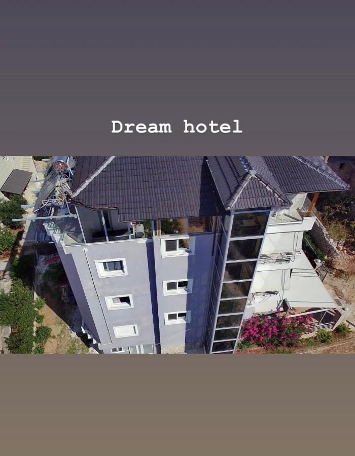 Dream Hotel Εξαμίλιο Εξωτερικό φωτογραφία